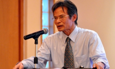 Cựu quan chức NHNN bị phạt vì giao dịch chứng khoán 'chui'