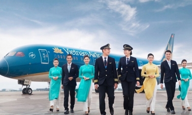 Thực đơn của Vietnam Airlines trên đường bay Hà Nội - Tp.HCM có gì mới?