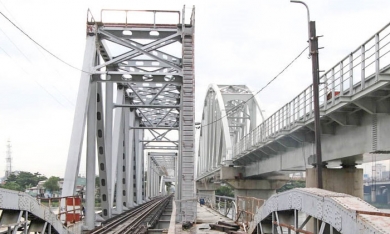 Chính thức tháo gỡ cầu đường sắt Bình Lợi cũ 118 tuổi