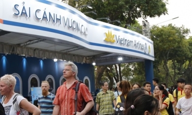 'Vietnam Airlines Festa' tung hàng nghìn vé máy bay ưu đãi, du lịch trọn gói