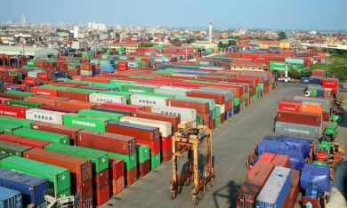 Cảng cạn Long Biên chính thức hoạt động, công suất 135.000 TEUs/năm