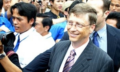 Nhìn lại chuyến thăm Việt Nam của Bill Gates tròn 15 năm trước