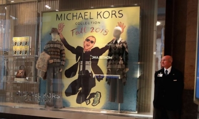 Michael Kors đổi tên sau khi hoàn tất thỏa thuận thâu tóm Versace