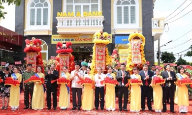 Nam A Bank khai trương liên tiếp hai chi nhánh mới tại Đắk Nông và Long An