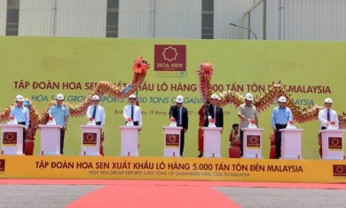 Tập đoàn Hoa Sen tiếp tục xuất 5.000 tấn tôn sang Malaysia