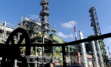 Tập đoàn kinh doanh dầu mỏ lớn Thụy Sĩ-Hà Lan ngừng làm ăn với Nga