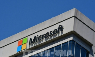 Microsoft thu hẹp hoạt động kinh doanh tại Nga