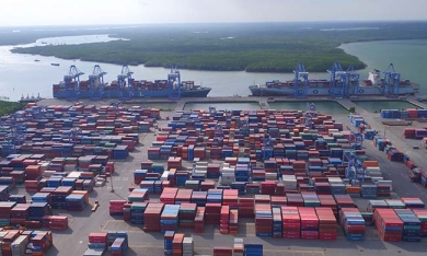 Tàu vận tải Margrethe Maersk gần 200 ngàn tấn sẽ cập cảng Cái Mép