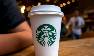 Starbucks chính thức kết hợp với Alibaba, mở rộng hiện diện giữa đối đầu thương mại gia tăng