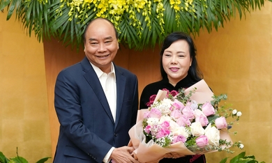 Thủ tướng Nguyễn Xuân Phúc: 'Nguyên Bộ trưởng Y tế Nguyễn Thị Kim Tiến đã có nhiều đóng góp cho ngành'