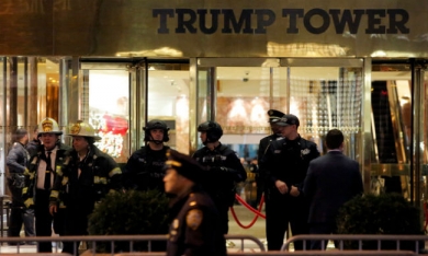 Tháp Trump sơ tán khẩn cấp vì bị nghi đặt bom