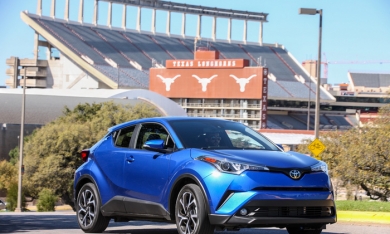Toyota triệu hồi CH-R 2019 vì lỗi bu lông bánh xe phía sau
