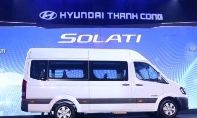 Vừa bán ra, Hyundai Solati đã giảm giá bán tới 20 triệu đồng