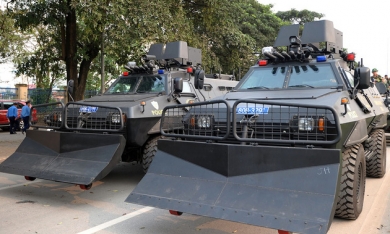 Xe bọc thép S5 của Việt Nam phục vụ hội nghị thượng đỉnh Mỹ-Triều 'khủng' thế nào?