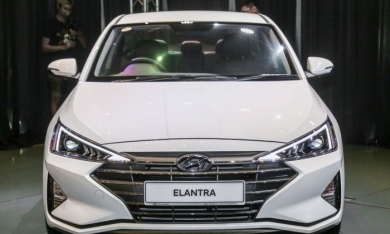 Hyundai Elantra 2019 ra mắt tại Malaysia, sát ngày về Việt Nam