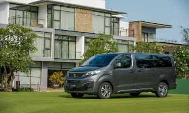 Bảng giá xe Peugeot tháng 7/2020: MPV Traveller giảm giá 160 triệu đồng