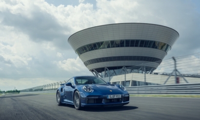 Nửa đầu năm 2020, hãng xe Đức Porsche làm ăn thế nào?