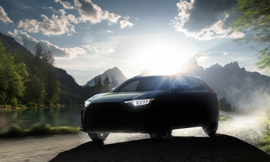 Subaru giới thiệu xe chạy điện Solterra EV