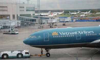 2,2 tỷ cổ phiếu của Vietnam Airlines bị đưa vào diện kiểm soát từ ngày 12/5