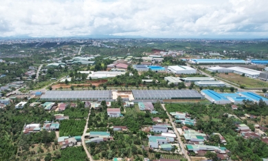Cận cảnh loạt công trình điện mặt trời không phép tại KCN Lộc Sơn - Lâm Đồng