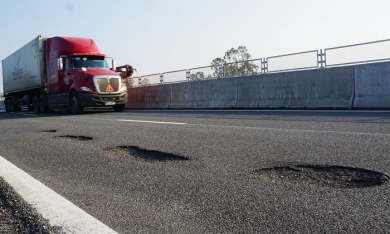 Lãnh đạo VEC bị phê bình về sự cố hỏng đường cao tốc Đà Nẵng - Quảng Ngãi