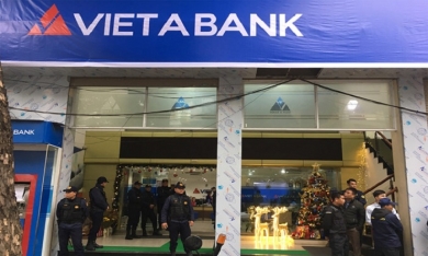 Khách hàng tố bị lừa hàng trăm tỷ khi gửi tiền ở VietABank