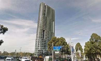 Sơ tán hàng nghìn người vì nứt tòa tháp chung cư 38 tầng ở Sydney