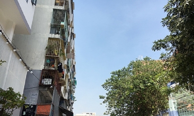 Chung cư trung tâm Sài Gòn nghiêng, hàng trăm hộ khẩn cấp di dời