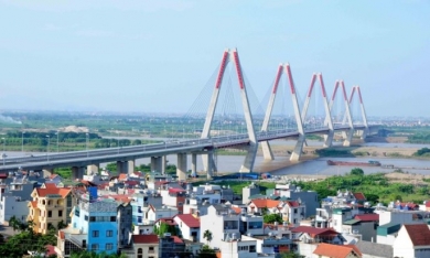 Qua cầu Nhật Tân tìm mua đất Đông Anh: Giá chát, hơn 200 triệu đồng/m2