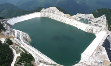 Trung Quốc xây nhà máy thủy điện ở độ cao khó tin, vượt cả đỉnh Fansipan