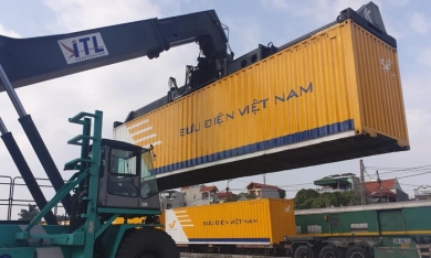 VNPost vận hành gần 100 container tàu hàng nhanh đường sắt để lưu thoát hàng hóa dịp Tết