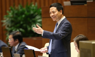 Bộ trưởng Nguyễn Mạnh Hùng: 'Mạng xã hội nội địa Việt Nam tương đương với mạng xã hội nước ngoài'