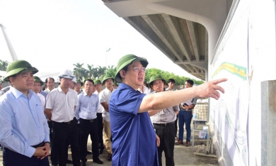 Bí thư Vương Đình Huệ thúc tiến độ 5 dự án giao thông trọng điểm của Thủ đô