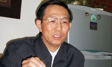 Nguyên Thứ trưởng Bộ Y tế Cao Minh Quang bị cách tất cả các chức vụ trong Đảng