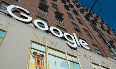 Hai nhà đồng sáng lập Google bán lượng cổ phiếu hơn 1 tỷ USD
