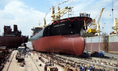 Hơn 10 năm sau vụ Vinashin, Bộ GTVT lo tái cơ cấu Tổng công ty Công nghiệp tàu thủy