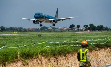 Đầu tư xây mới 2 sân bay Phan Thiết và Quảng Trị