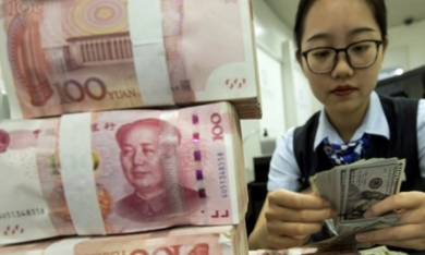 Trung Quốc sắp thiếu USD