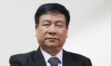 Phó chủ tịch Chứng khoán Trí Việt xin từ nhiệm