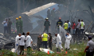 Video: Máy bay rơi ở Cuba, hơn 100 người thiệt mạng