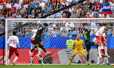 Kết quả World Cup ngày 21/6: Úc hòa Đan Mạch nhờ công nghệ VAR