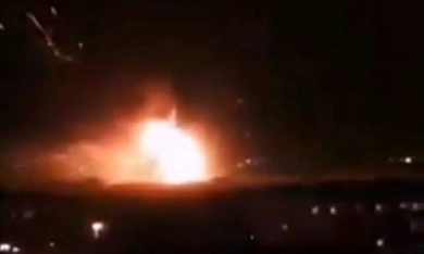 Nổ lớn rung chuyển thủ đô Syria, Israel bác bỏ không kích