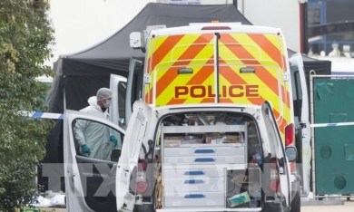 Vụ 39 thi thể trong xe tải ở Anh: Tòa tuyên án các bị cáo tổng cộng 78 năm tù giam