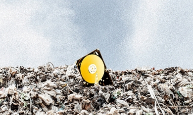Chi 11 triệu USD để đào bãi rác tìm 8.000 Bitcoin