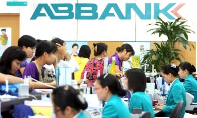 ĐHĐCĐ ABBank: Đang hoàn thiện lại hồ sơ niêm yết, sẽ dời trụ sở chính ra Hà Nội