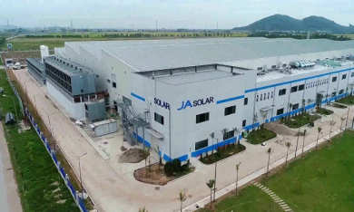 Tập đoàn pin mặt trời lớn nhất thế giới của Trung Quốc rót 658 triệu USD vào Việt Nam