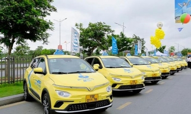 Hải Phòng: Một DN đặt mua hàng trăm ô tô điện Vinfast để chạy taxi