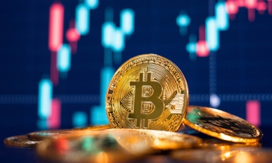 Vốn hoá thị trường tiền điện tử giảm xuống dưới 2.000 tỷ USD, nhà đầu tư bán tháo Bitcoin