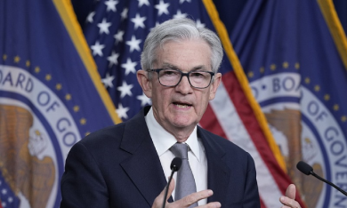 Fed tiếp tục giữ nguyên lãi suất, 'chưa xem xét' tới việc nới lỏng tiền tệ