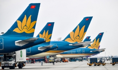 Vietnam Airlines lỗ gần 7.500 tỷ đồng sau nửa năm
